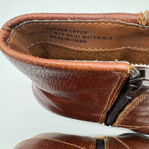 Born b.o.c. Traipse Brown Leather Ankle Double Buckle Comfort Booties 8 - Picture 3 of 8